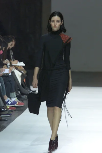 Look 13